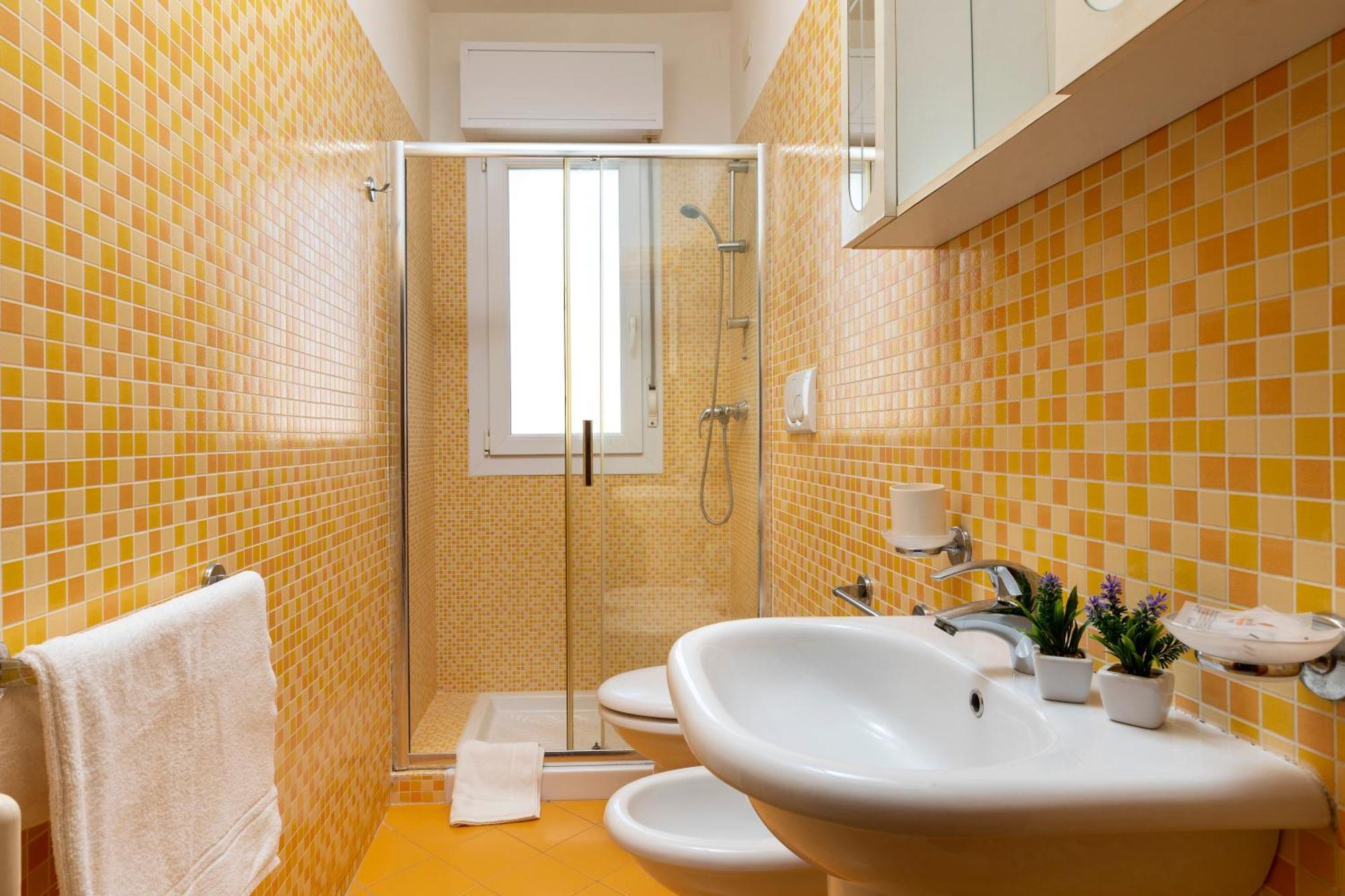 Residence Uno Studio&Suites Rimini Eksteriør billede