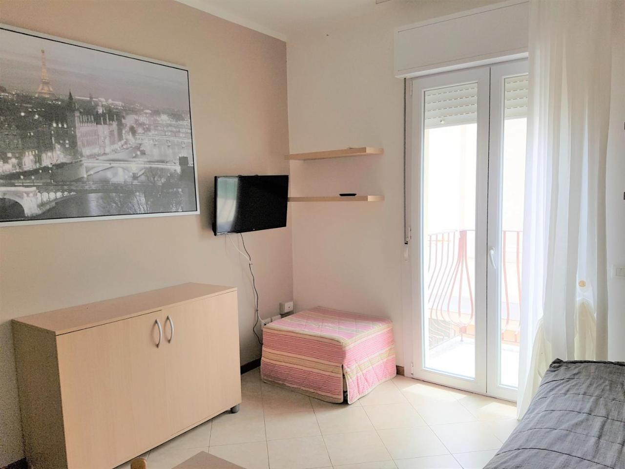 Residence Uno Studio&Suites Rimini Eksteriør billede