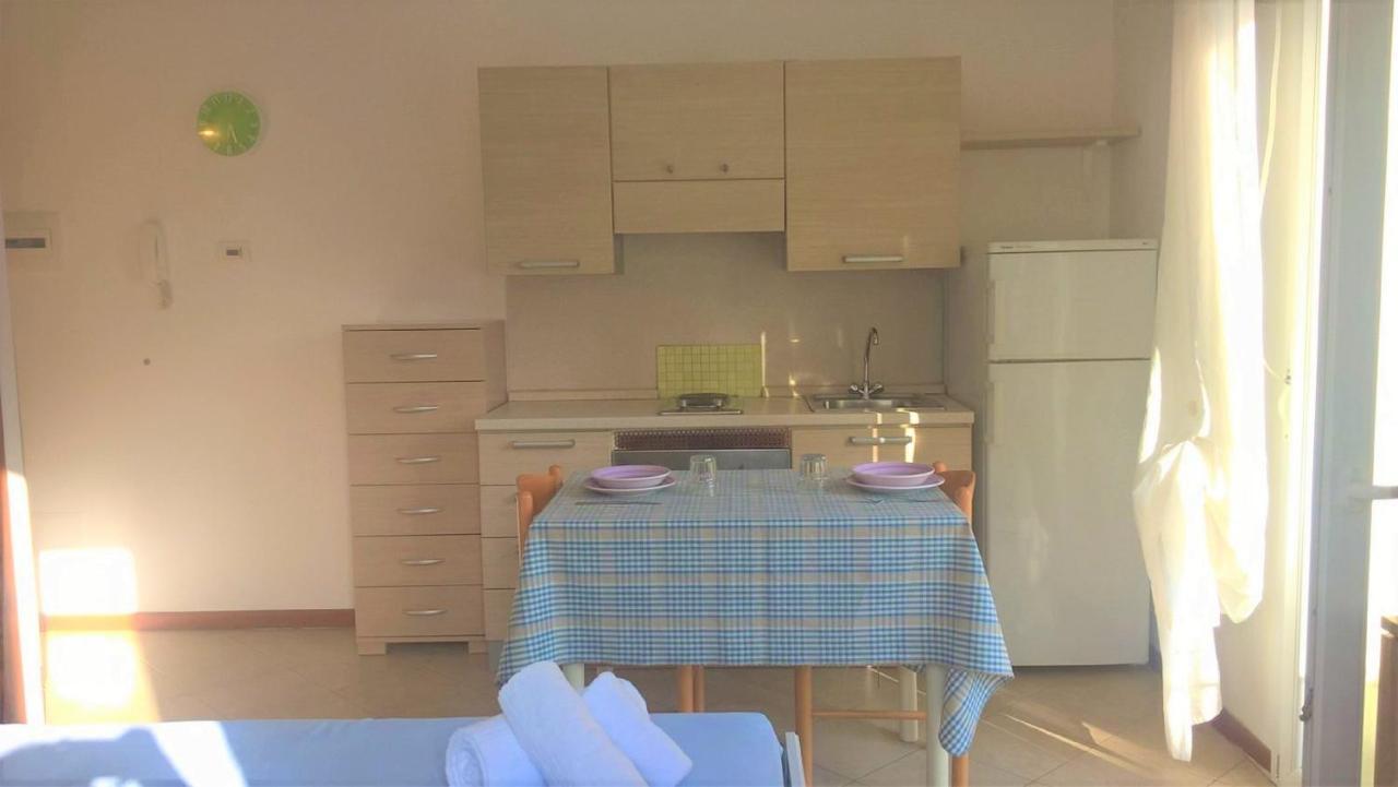 Residence Uno Studio&Suites Rimini Eksteriør billede