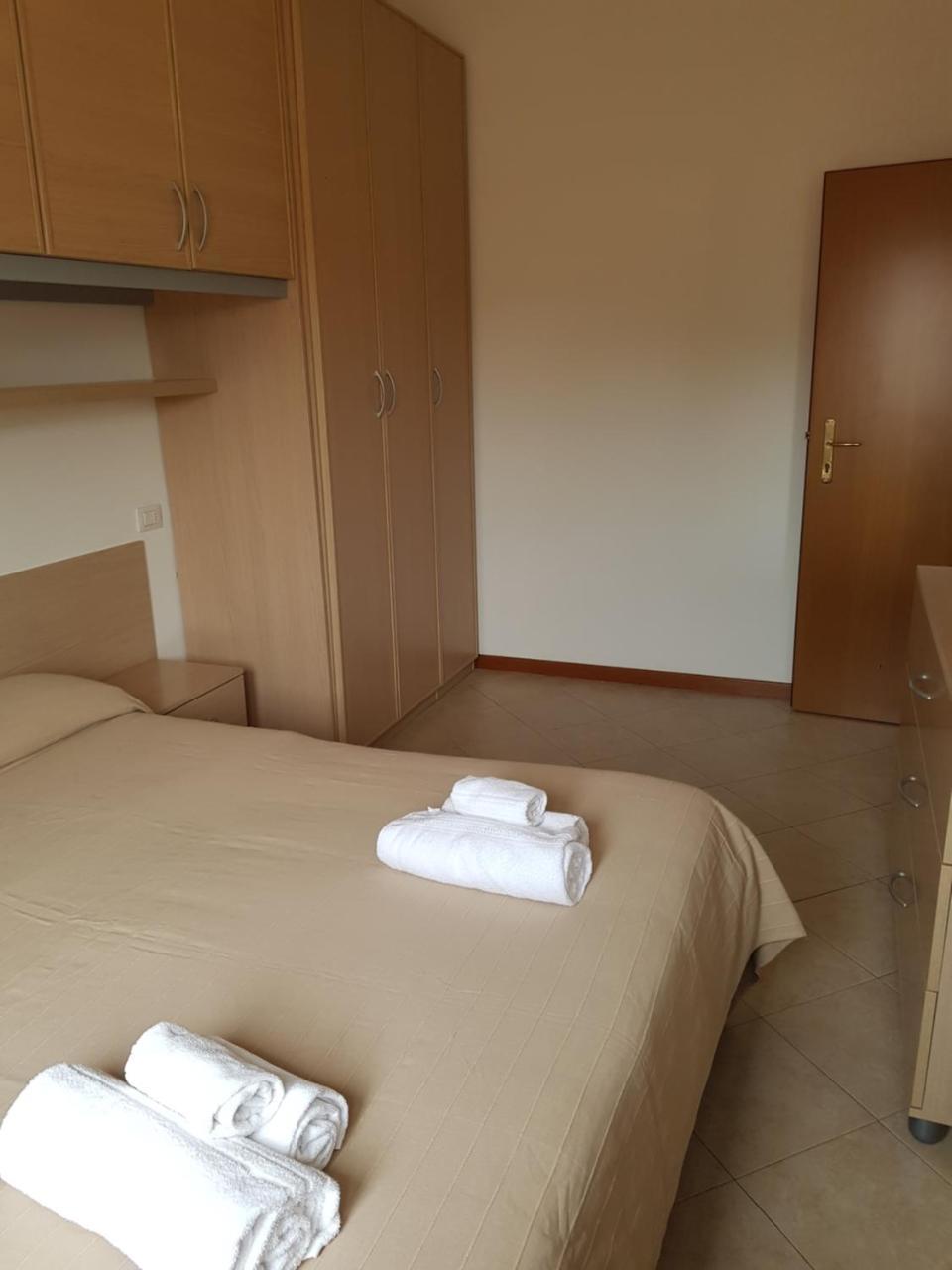 Residence Uno Studio&Suites Rimini Eksteriør billede